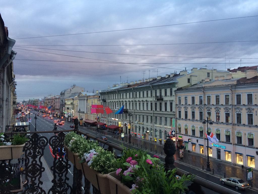 Goodrest Aparthotel Sankt Petersburg Exteriör bild